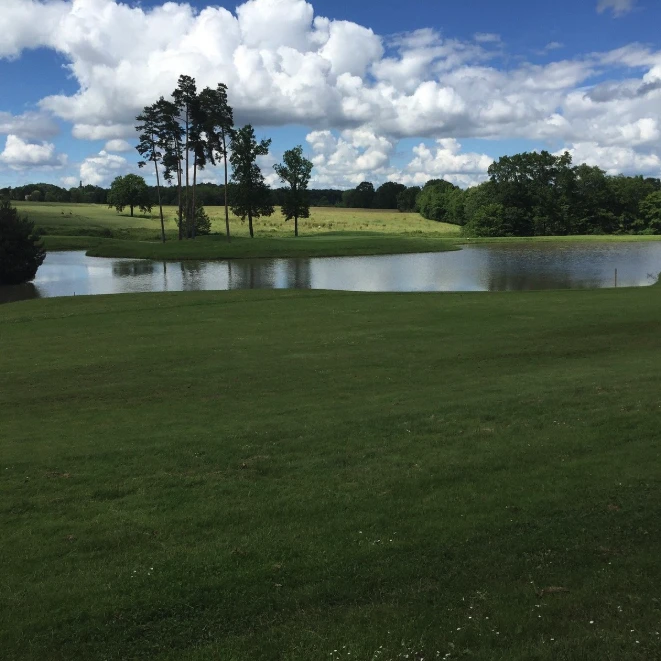 Golf de la forêt de Montpensier